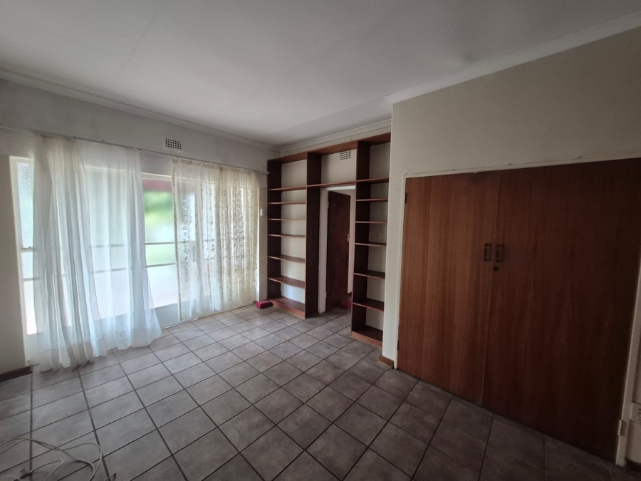 5 Bedroom Property for Sale in Vredefort Free State